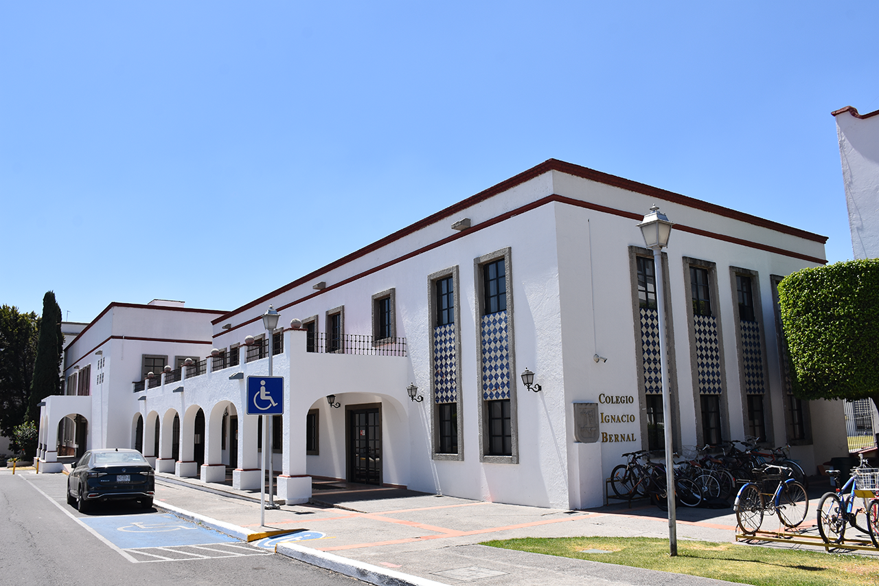 Colegio Ignacio Bernal